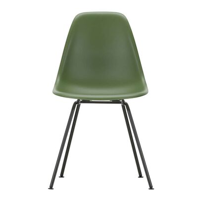 DSX Eames plastic side chair