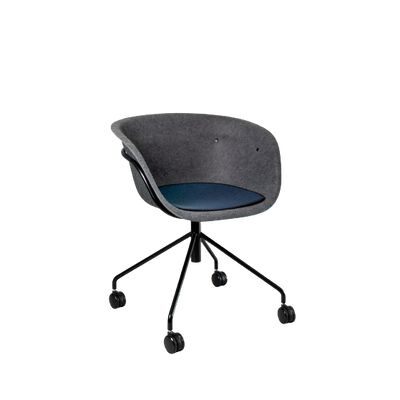 CARRII S3 chair with wheels